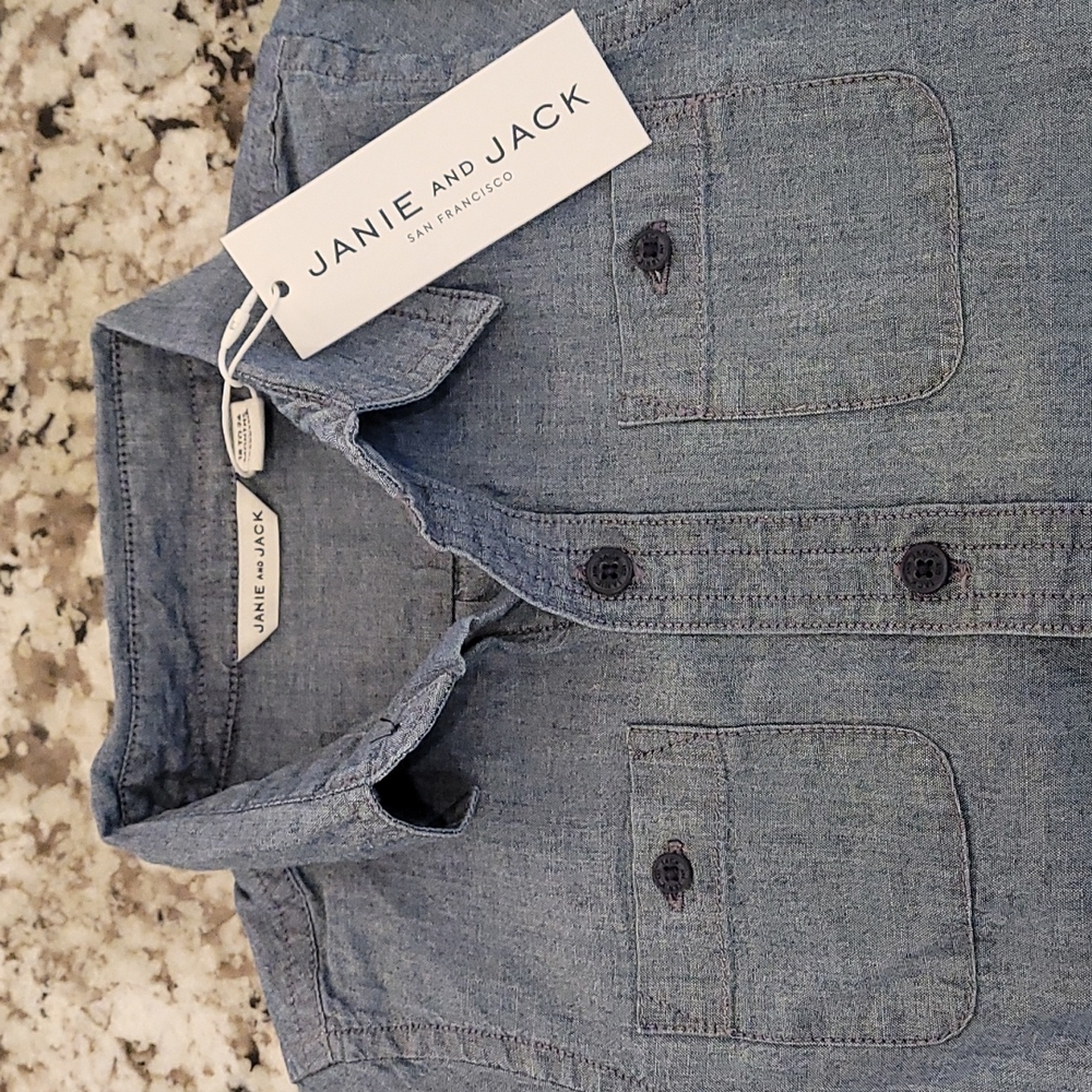 NWT Janie and Jack boys button down chambray shirt size 18 to 24 months